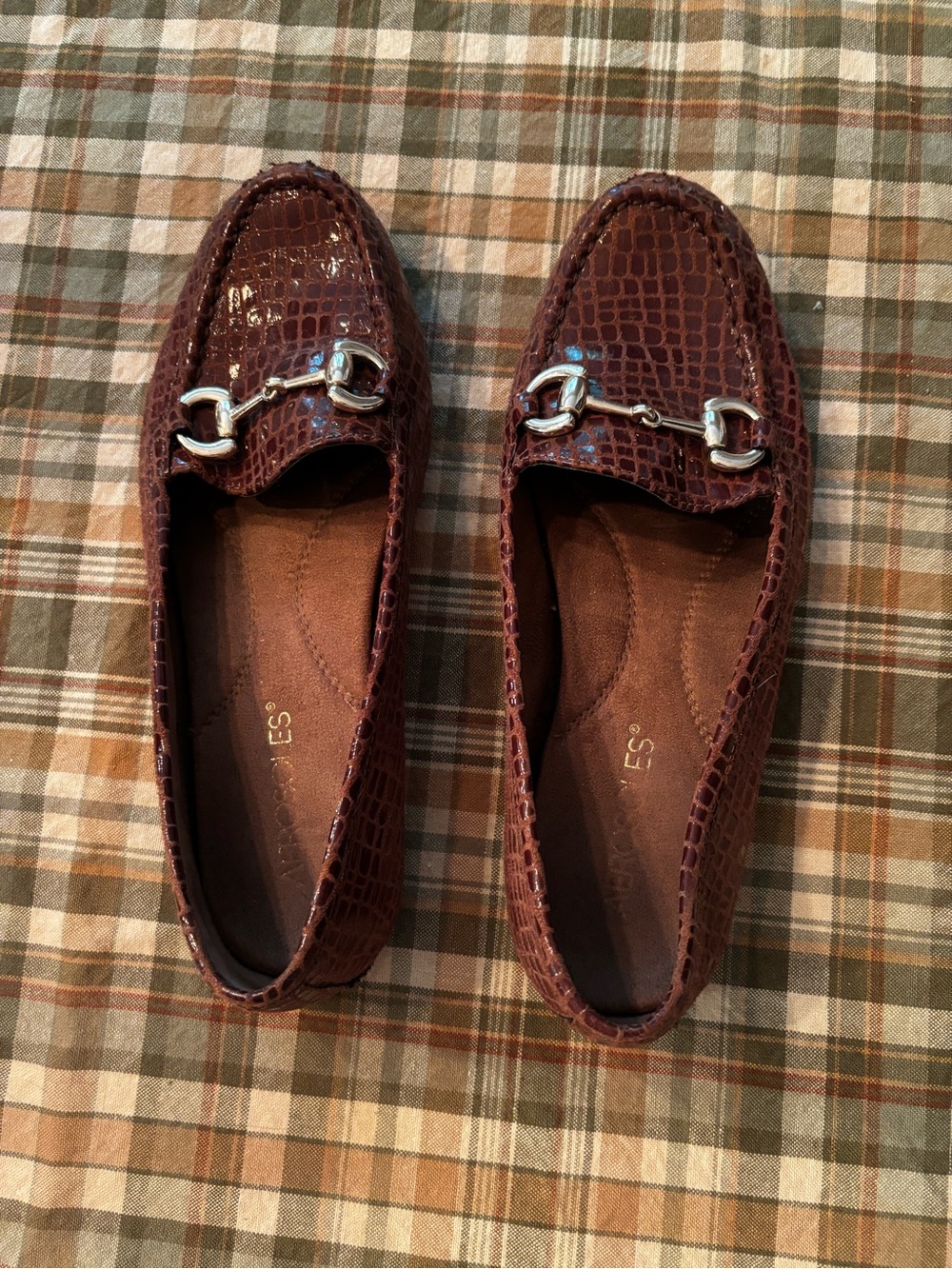AEROSOLES Brown Croc-Embossed Bit Loafers